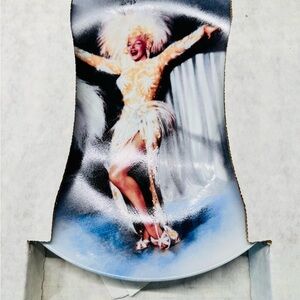 Marilyn Monroe Collectibles Ceramic Plate - 2 Plates for Sale💝